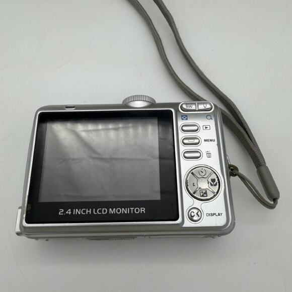 SANYO VPC-503 5.0 Megapixels Digital Camera 3x Zoom Untested With Box Manual - Picture 4 of 9